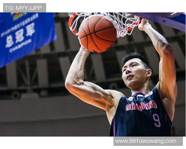 易建联三分绝杀，广东宏远队再登CBA之巅