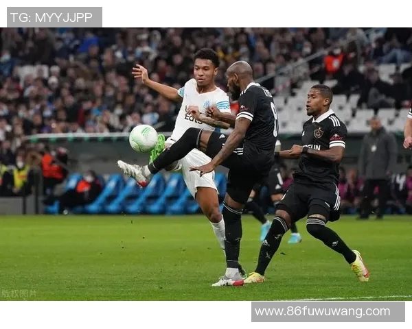 卡拉巴克与谢里夫的精彩对决分析与赛前预测 卡拉巴克与谢里夫的精彩对决分析与赛前预测